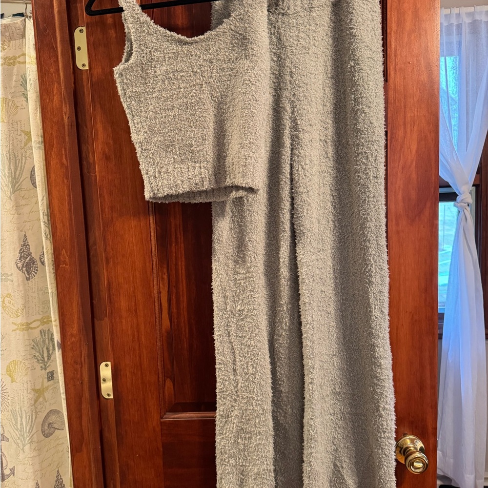 NWT Skims Sage Green Pajama Set, Pants Size S, Top Size XS/XXS